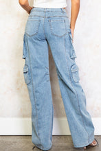 Load image into Gallery viewer, Kimmie Cargo (Jeans)
