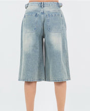 Load image into Gallery viewer, Demi Jorts
